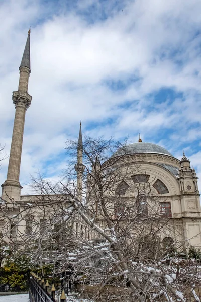 Istanbul Turkey January 2022 Dolmabahce District View Snowy Istanbul Day — Stock Photo, Image