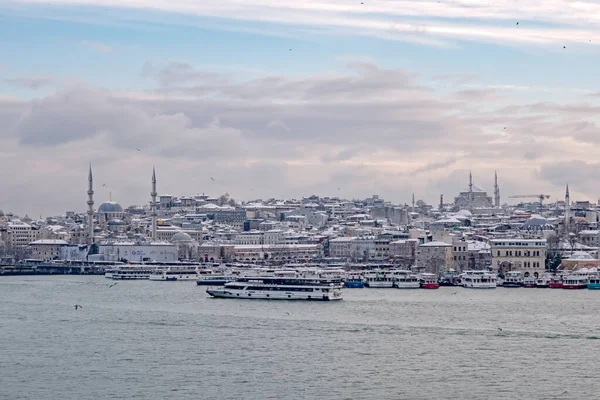 Istanbul Turkiet Januari 2022 Istanbul Drömstaden Mellan Kontinenterna Europa Och — Stockfoto