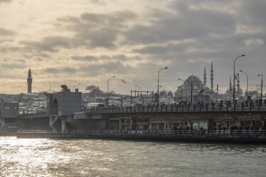 İstanbul, Türkiye-25 Ocak 2022 İstanbul, Avrupa ve Asya kıtaları arasındaki rüya şehridir. Kış mevsiminde tarihi yarımadadan modern, tarihi ve doğal güzelliklere sahip şehir manzarası