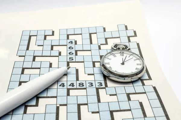 Cruciverba Puzzle Matita Tempo Libero Intrattenimento Con Orologio — Foto Stock