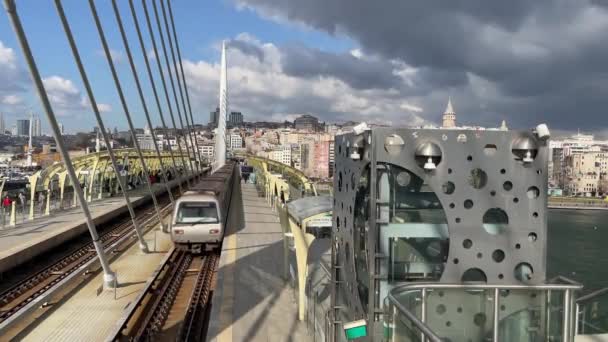 Istanbul Turkije Istanbul Oude Stad Uitzicht Vanaf Golden Horn Metro — Stockvideo