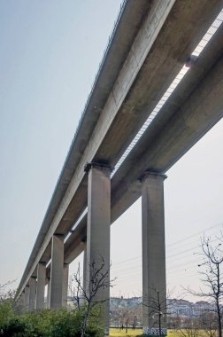 Kagithane, istanbul, Türkiye-25 Mart 2022-22. Kagithane ilçesi, yeşil parkları, tarihi ve modern binaları ile Haliç 'in kıyılarında yer alıyor..