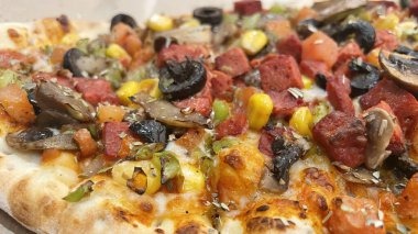 Karışık Türk pidesini yemeye hazır mısın?