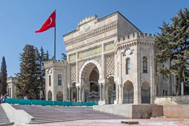 Beyazt, istanbul, Türkiye 15.2022 Beyazt ilçesi ve tarihi bina ve yapıları ile birlikte meydan, turistler ve ziyaretçiler için bahar sezonudur..