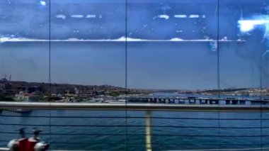 Avrupa ve Asya kıtaları arasındaki rüya şehir olan 15 bin 2022 İstanbul, tarihi ve modern görünümüne sahip İstanbul. Marmara Denizi kıyılarındaki eski İstanbul kenti ve gezginler için boğazın manzarası.