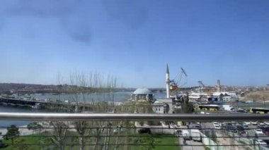 Avrupa ve Asya kıtaları arasındaki rüya şehir olan 15 bin 2022 İstanbul, tarihi ve modern görünümüne sahip İstanbul. Marmara Denizi kıyılarındaki eski İstanbul kenti ve gezginler için boğazın manzarası.