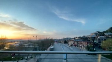 Avrupa ve Asya kıtaları arasındaki rüya şehir olan 15 bin 2022 İstanbul, tarihi ve modern görünümüne sahip İstanbul. Marmara Denizi kıyılarındaki eski İstanbul kenti ve gezginler için boğazın manzarası.