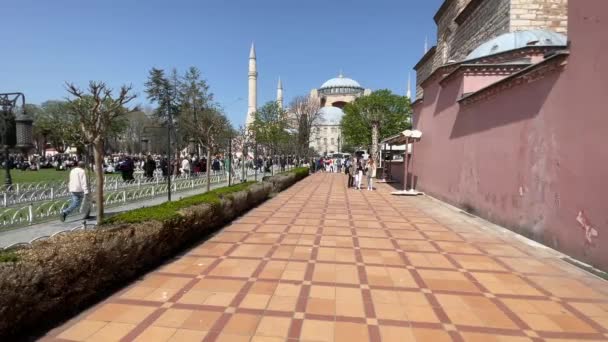 4月15 2022 イスタンブール ヨーロッパとアジアの大陸の間の夢の都市 その歴史的および現代的な外観と マルマラ海沿岸の旧市街と旅行者のためのボスポラス島の景色 — ストック動画