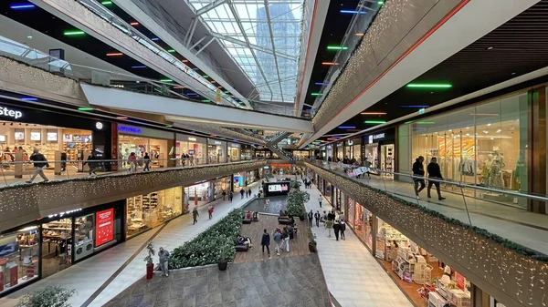 Umraniye Isztambuli Török Április 2022 Beltéri Kilátás Üzletek Buyaka Bevásárlóközpont — Stock Fotó