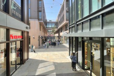 Karakol, istanbul. 29.2022 Karakol Meydanı 'ndan Galataport' a, modern ve tarihi mimari ve İstanbul 'da turistik yerleri olan kültürel ve tarihi yerler..