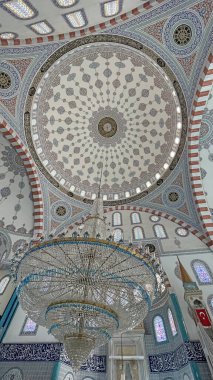 Atakoy, İstanbul, Türkiye. 30 Nisan 2022 Ömer Duruk Camii 'nden Atakoy ilçesi ve İstanbul' a.