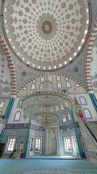 Атакой Истанбул Турция 2022 View Omer Duruk Mosque Atakoy District — стоковое фото