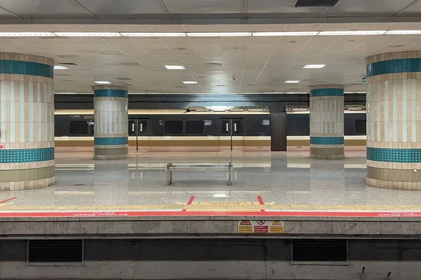 Yenikapi, istanbul, Türkiye. 20 Mayıs 2022 İstanbul metrosunun Yenikap istasyonundan sabah saatlerinde İstanbul 'da görüldü.