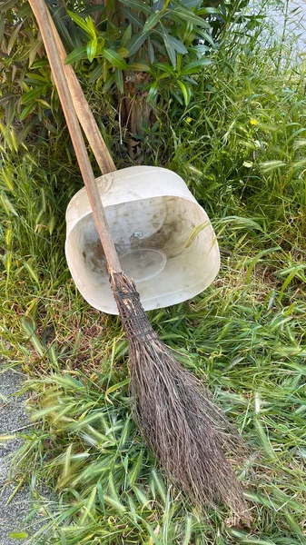 Sokak Temizliği Için Ekipmanları Kapatın — Stok fotoğraf