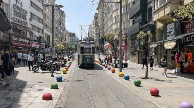 Kadıköy, İstanbul, Türkiye. 29 Mayıs 2022 İstanbul 'un Asya yakasındaki önemli ve büyük ilçesi Kadıköy' den kent manzarası.