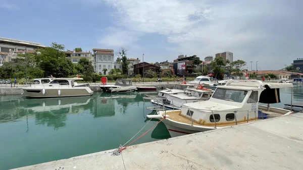 Kadıköy, istanbul, Türkiye. 29 Mayıs 2022. İstanbul 'da Kurbagalidere yaşam vadisinin kıyı manzarası.