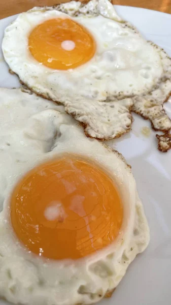 Huevos Revueltos Listos Para Desayuno —  Fotos de Stock