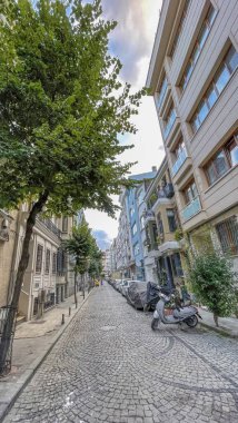 Sisli,stanbul,Turkey-Agustos 20,2022.Sisli district with its narrow streets, modern and historical buildings in istanbul