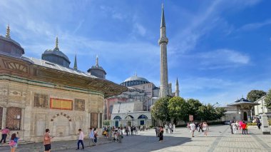 Türkiye 'den İstanbul' a. 26 Haziran 2022. Rüya şehri, İstanbul. İstanbul 'un tanıtımı ve turizm amaçlı eski şehir görselleri, tarihi yapıları ve kentin güzellikleriyle şehir manzarası.