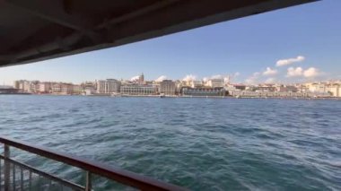 İstanbul, Türkiye. İstanbul 'un Avrupa ve Asya tarafları arasındaki deniz ve yolcu taşımacılığının sembolü olan 29 bin 2022..