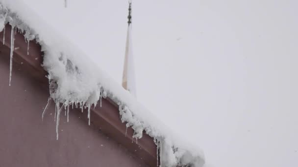 Cami Minaresi Kar Yağıyor Hindi Kışı Sert Geçiyor — Stok video