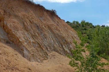 Farklı renkte ve doğada kaya tipleri.,