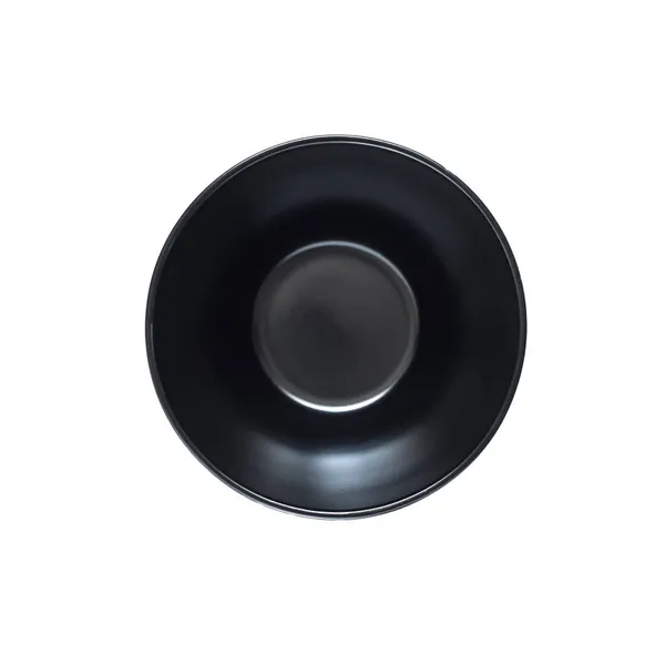 白色背景下隔离的黑色陶瓷碗 — 图库照片