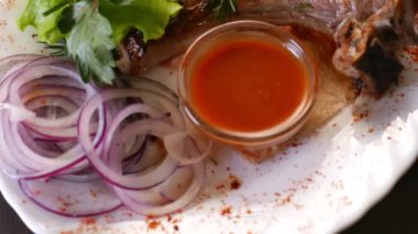 Tabakta biftek kazığı var.