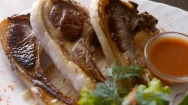 Tabakta biftek kazığı var.