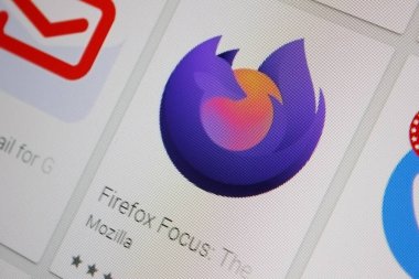 Ivanovsk, Rusya - 28 Kasım 2021: Firefox PC gösterimine odaklan.
