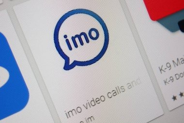 Ivanovsk, Rusya - 28 Kasım 2021: imo video çağrıları uygulaması bir tablet bilgisayarın ekranında.