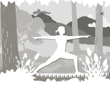 Yoga duruşu sessiz dağ ormanlarında