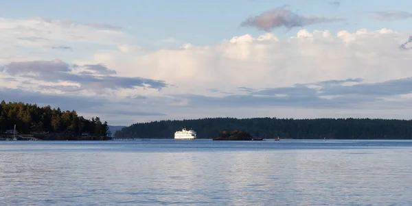 BC Ferries Σκάφος κοντά στον Αεροσταθμό στον κόλπο Swartz — Φωτογραφία Αρχείου