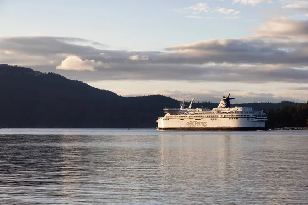 BC Ferries Boat nära terminalen i Swartz Bay — Stockfoto