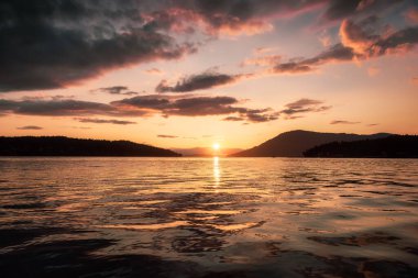 Batı kıyısındaki Körfez Adaları Kanada Doğa Manzarası