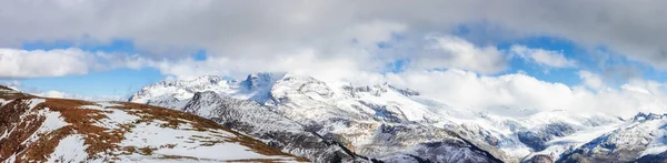 氷河カナダ山の風景です。ガリバルディ州立公園で撮影 — ストック写真