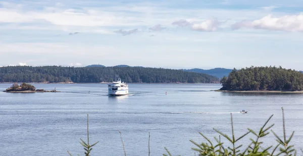 BC Ferries Embarcación con destino a la terminal de Swartz Bay — Foto de Stock