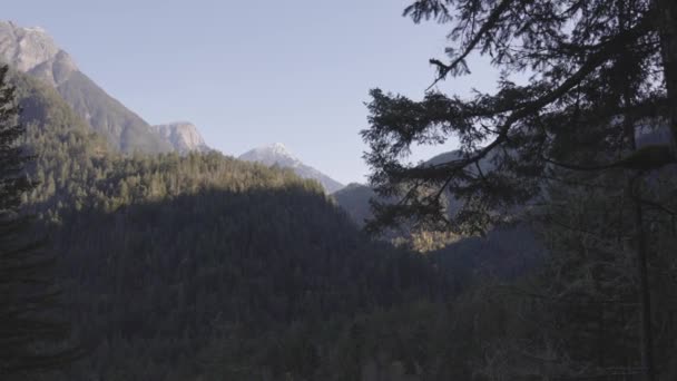 Panoramablick auf die kanadische Naturlandschaft. — Stockvideo