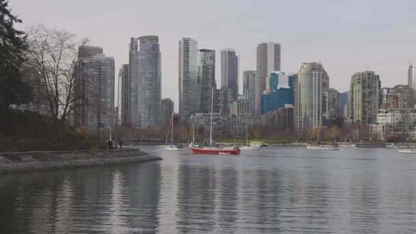 Vista panorámica del paisaje urbano del centro moderno — Vídeo de stock