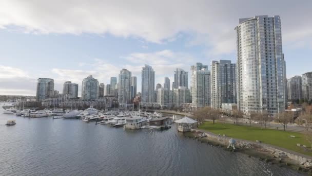 False Creek, Downtown Vancouver, Britská Kolumbie, Kanada. — Stock video