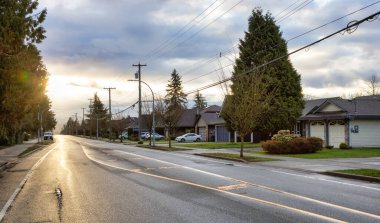 Fraser Heights, Surrey, Büyük Vancouver, BC, Kanada. Mahallede sokak manzarası