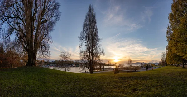 Panoramatický výhled na pláž Sunset Beach na západním pobřeží Tichého oceánu. — Stock fotografie