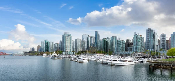 码头及赤柱公园全景 多云的天空艺术渲染 加拿大不列颠哥伦比亚省温哥华市中心 — 图库照片