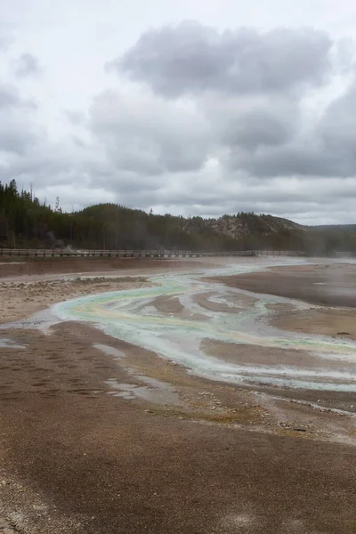 Hot Spring Paisagem Com Formação Solo Colorido Yellowstone National Park — Fotografia de Stock