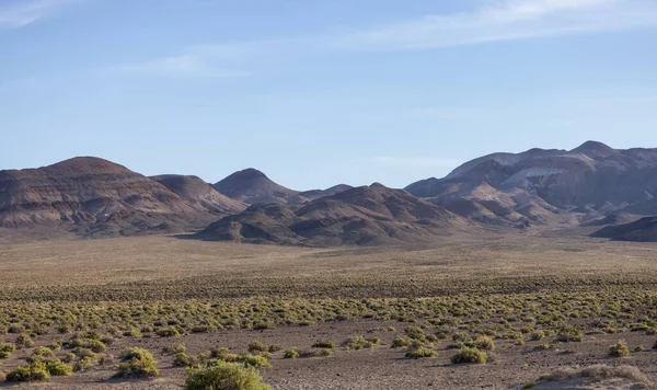 Wüstengebirgslandschaft Sonnenblauer Himmel Nevada Usa Hintergrund Natur — Stockfoto