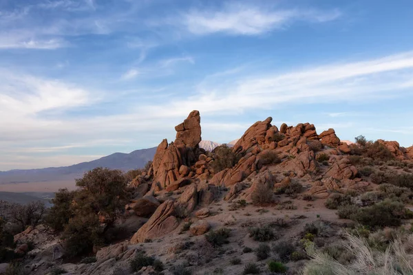 Dry Rocky Desert Mountain Landscape Trees Sunny Sunset Sky California — Stockfoto