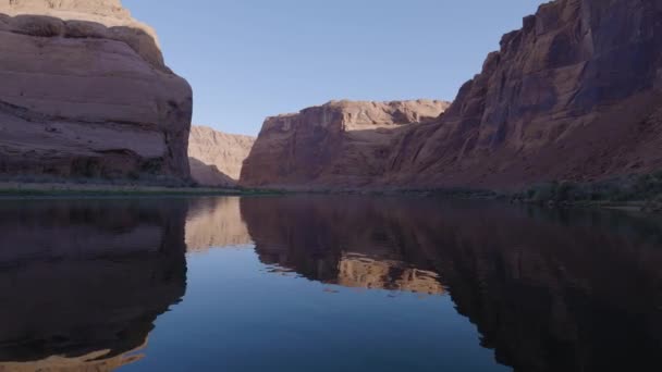 Colorado River Glen Canyon Arizona United States America American Mountain — Stockvideo