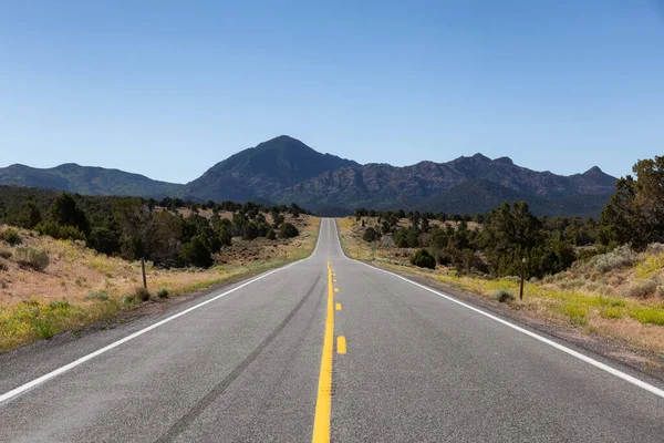Scenic Highway Route Desert American Mountain Landscape Sunny Morning Utah — Zdjęcie stockowe
