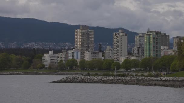 English Bay Beach Downtown City West Coast Pacific Ocean Vancouver — Video