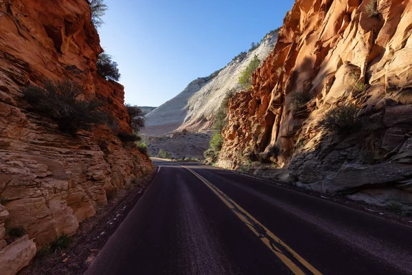 Scenic Road American Mountain Landscape Sunny Morning Sunrise Sky Zion — Zdjęcie stockowe